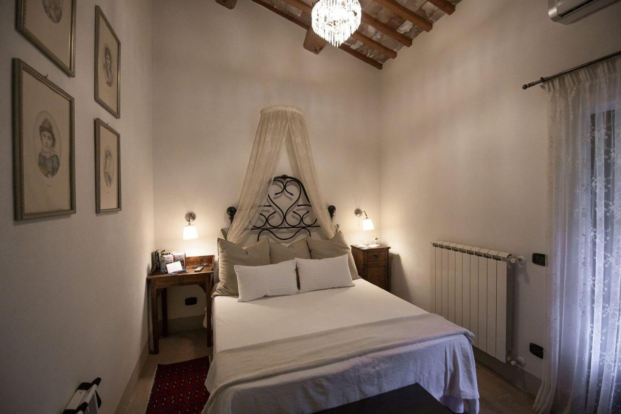 Torre Alfina Agriturismo Borgo Di Campagna Il Tesoro מראה חיצוני תמונה