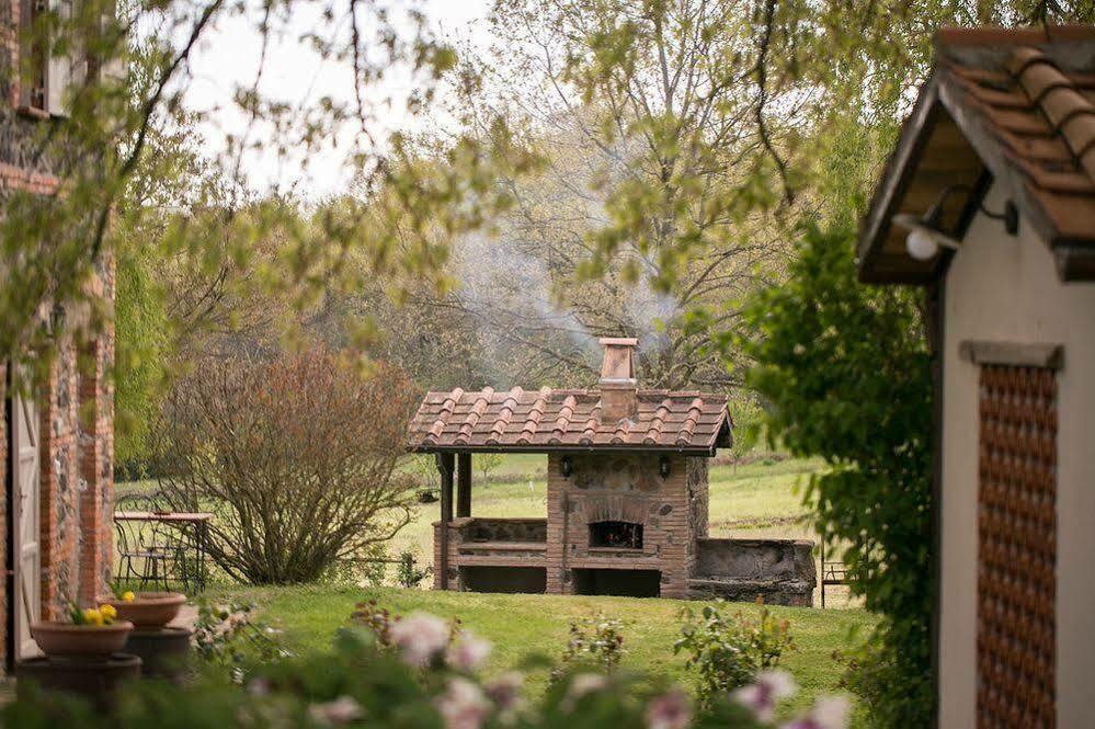 Torre Alfina Agriturismo Borgo Di Campagna Il Tesoro מראה חיצוני תמונה